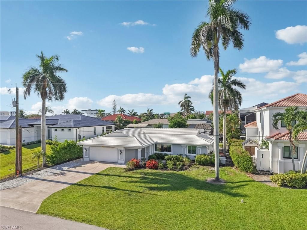 225 3rd St, Bonita Springs, FL 34134 Photo