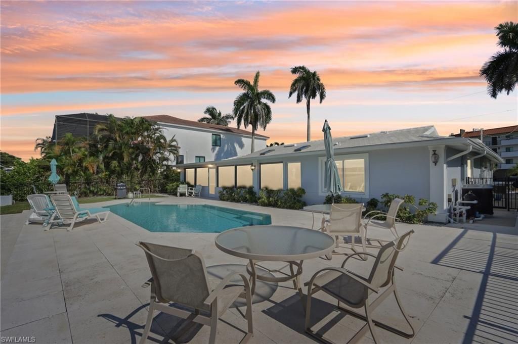 225 3rd St, Bonita Springs, FL 34134 Photo