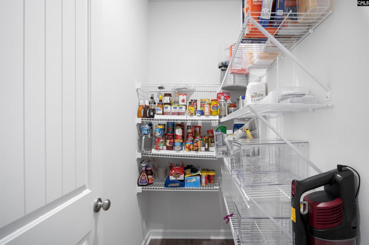 564 Harbour Pointe Drive Photo 15