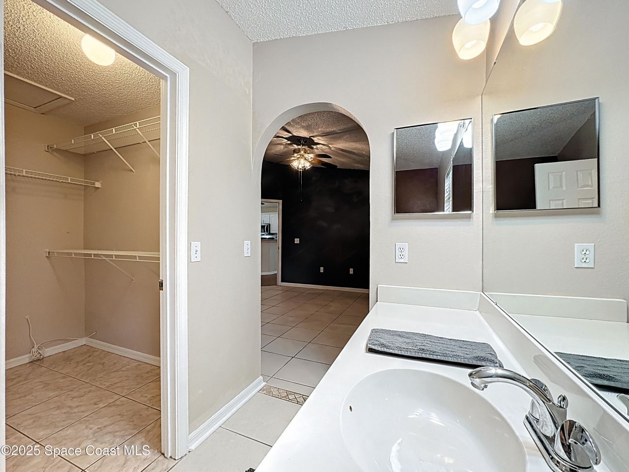 4021 Stonefield Drive, Orlando, FL 32826 Photo