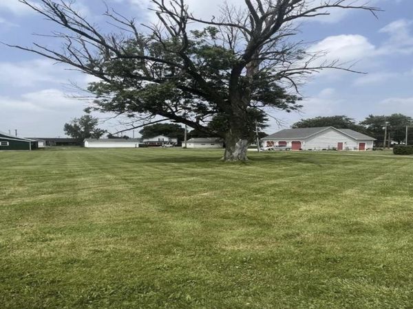 406 E Pike Street, Jackson Center, OH 45334