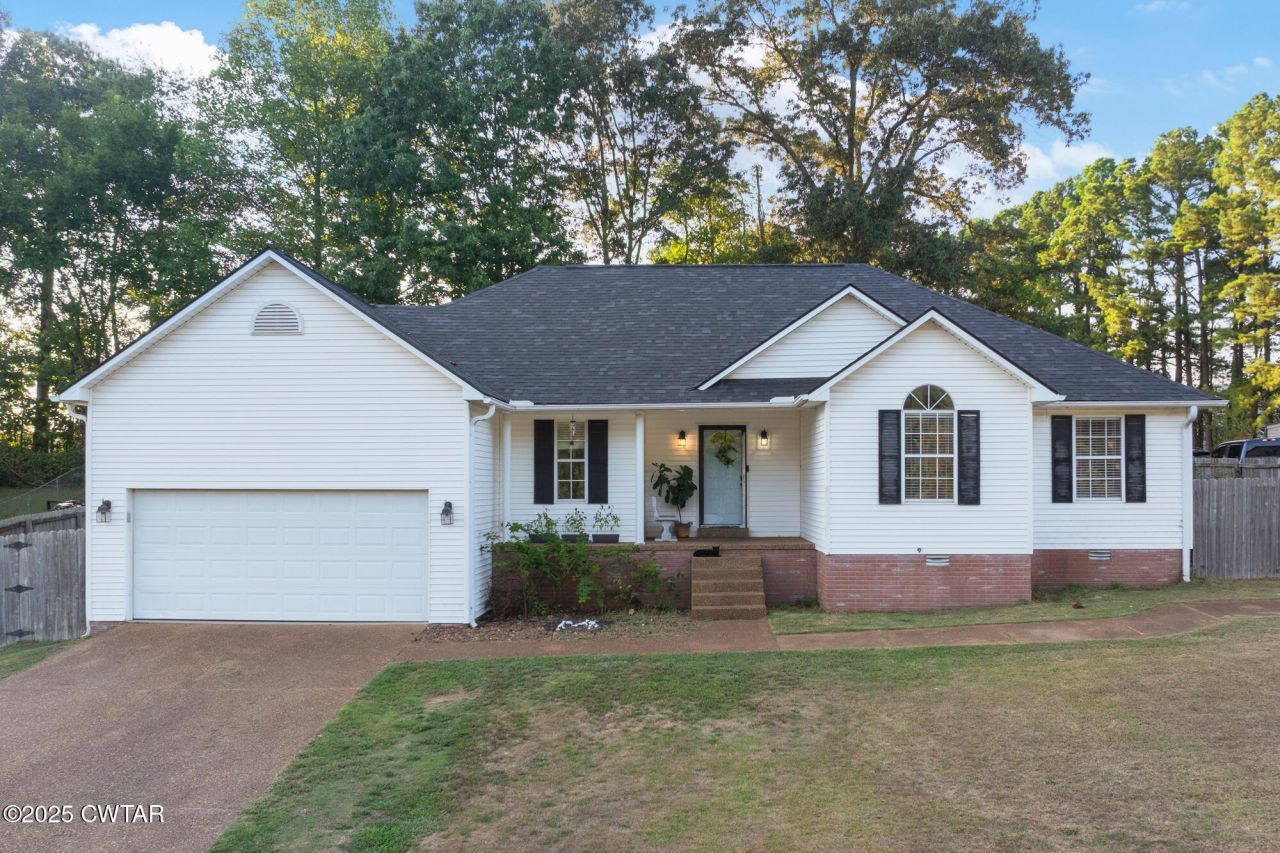 119 Stonehedge Drive, Lexington, TN 38351 Main Photo