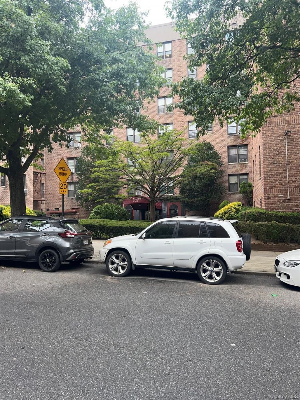 83-25 98th Street, Unit 2C, Woodhaven, NY 11421 Main Photo