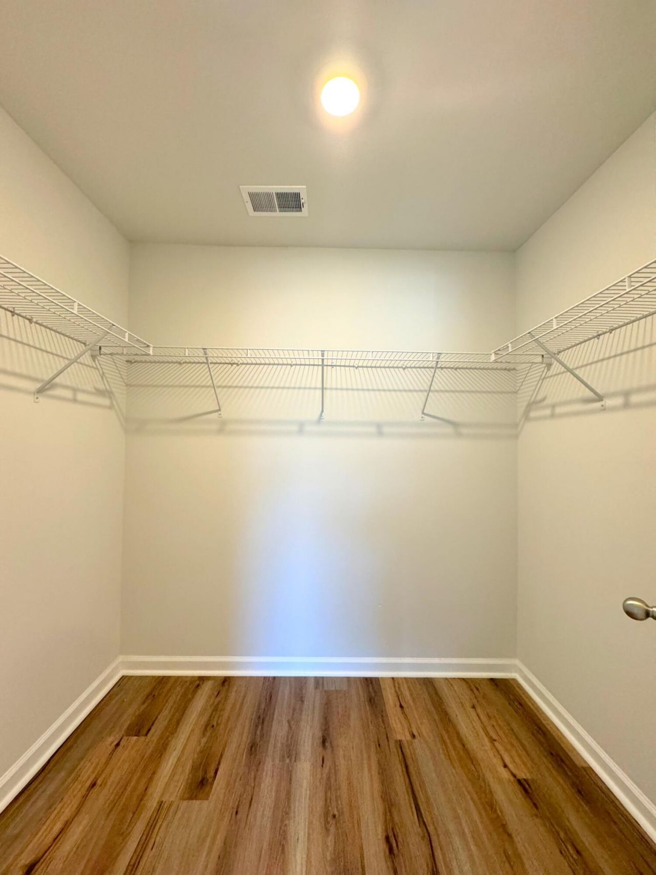 111 Akeley Lane Photo 10