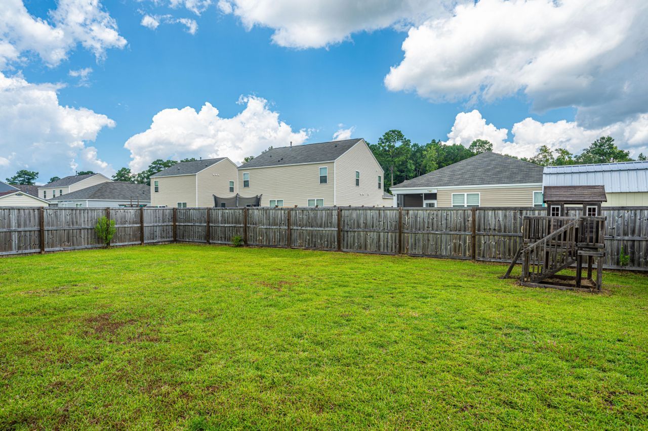 111 Akeley Lane Photo 32