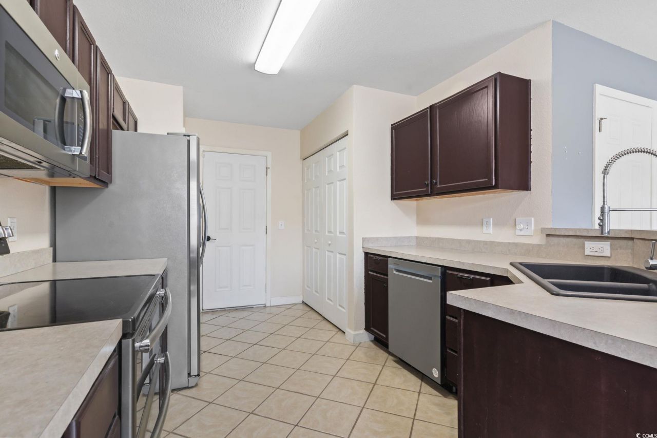 4005 Blackwolf Dr. Photo 18