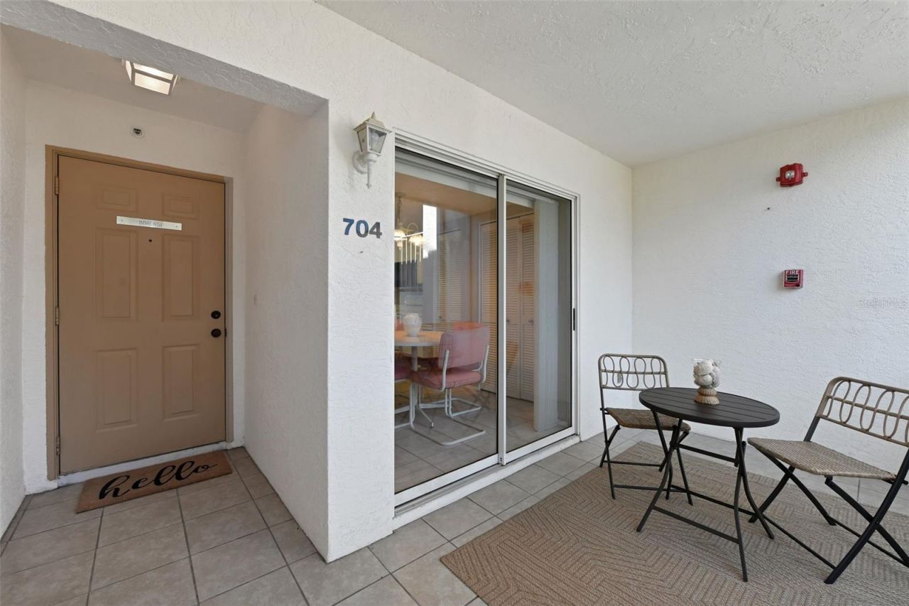 6908 Drewrys Bluff, Unit 704, Bradenton, FL 34203 Photo