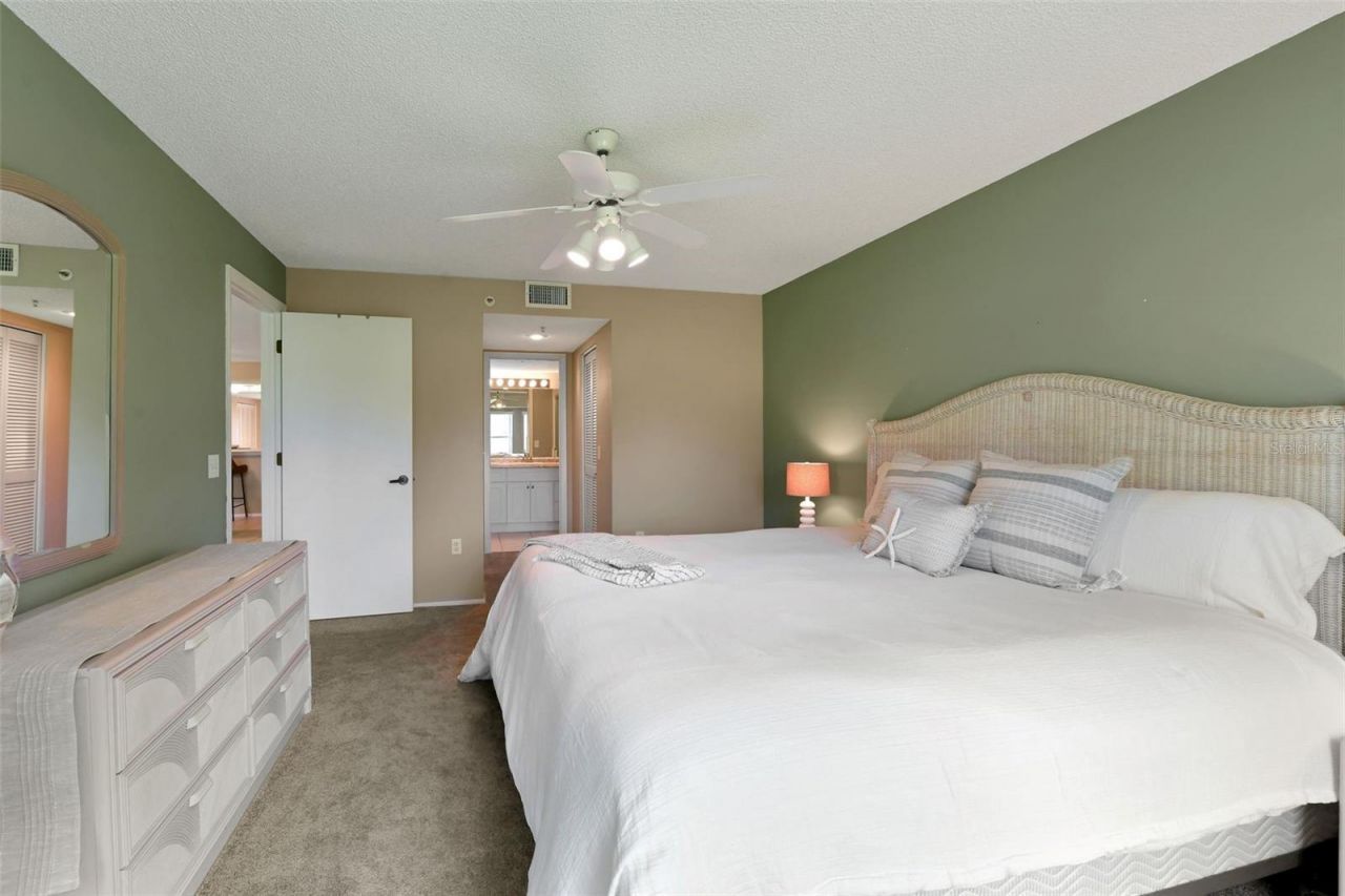 6908 Drewrys Bluff, Unit 704, Bradenton, FL 34203 Photo