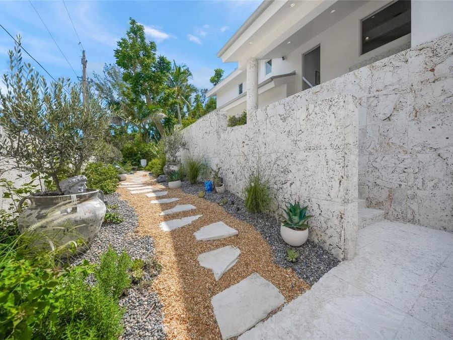 Property Image 64