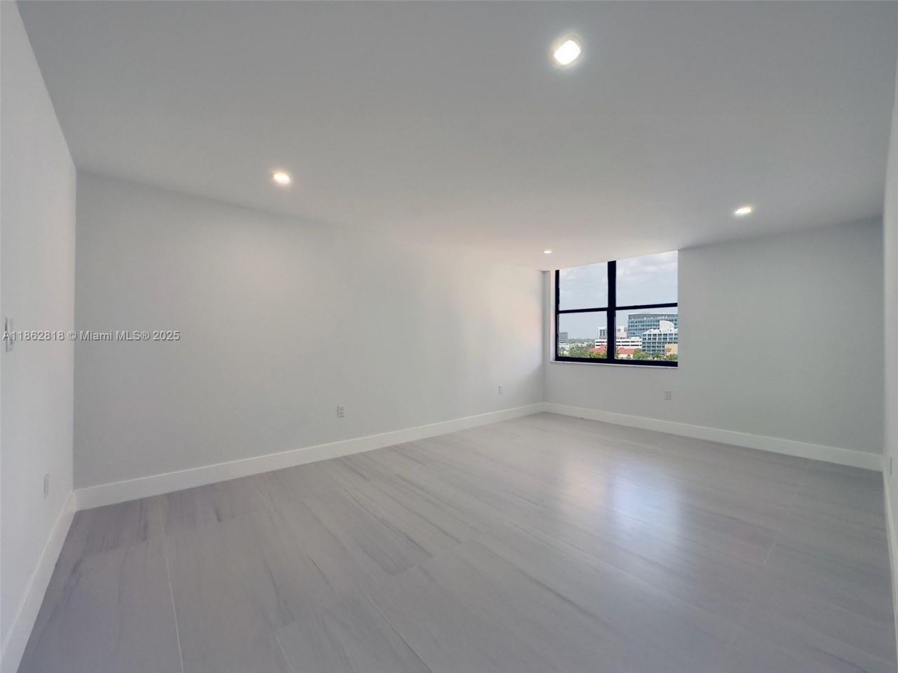 18151 NE 31st Ct, Unit 904, Aventura, FL 33160 Photo