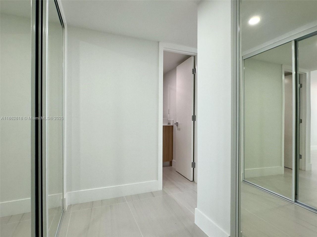 18151 NE 31st Ct, Unit 904, Aventura, FL 33160 Photo