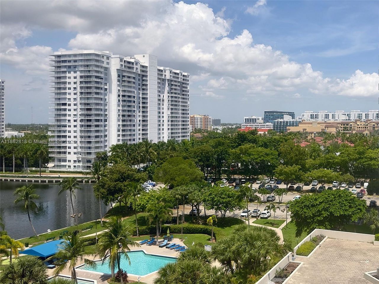 18151 NE 31st Ct, Unit 904, Aventura, FL 33160 Photo