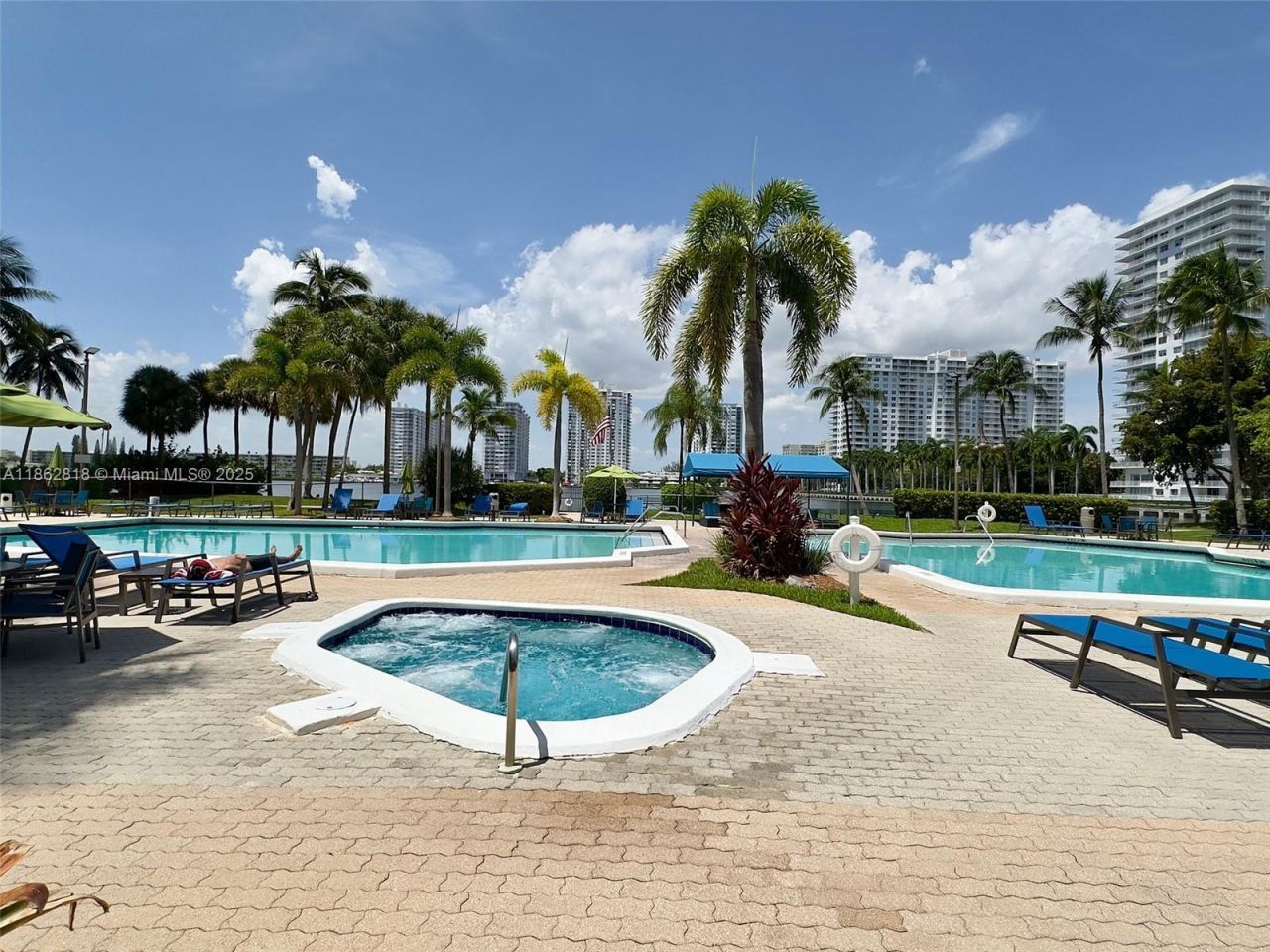 18151 NE 31st Ct, Unit 904, Aventura, FL 33160 Photo