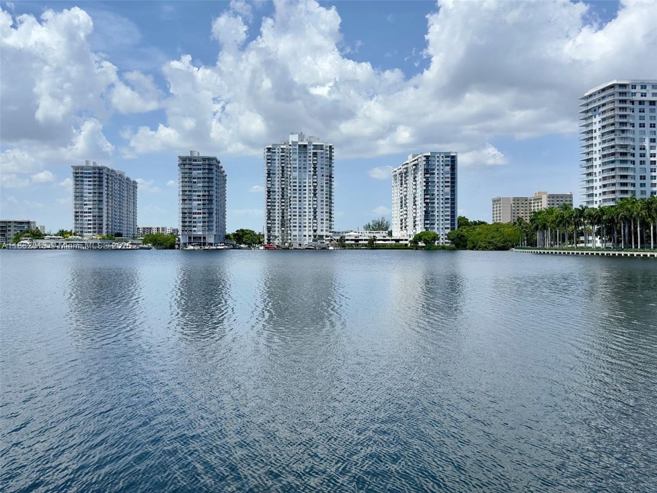18151 NE 31st Ct, Unit 904, Aventura, FL 33160 Photo