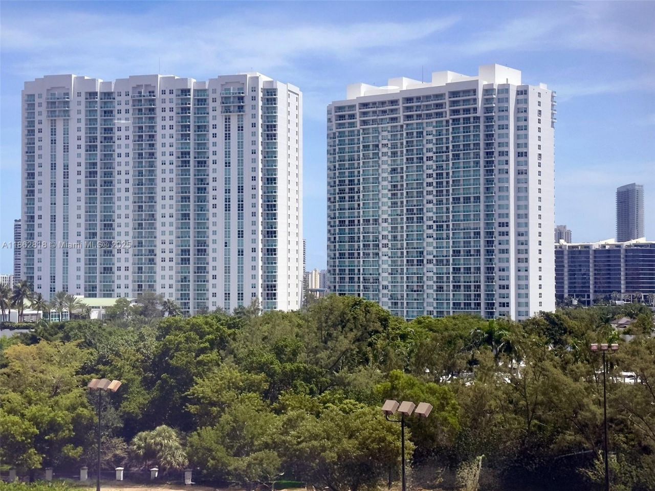 18151 NE 31st Ct, Unit 904, Aventura, FL 33160 Photo