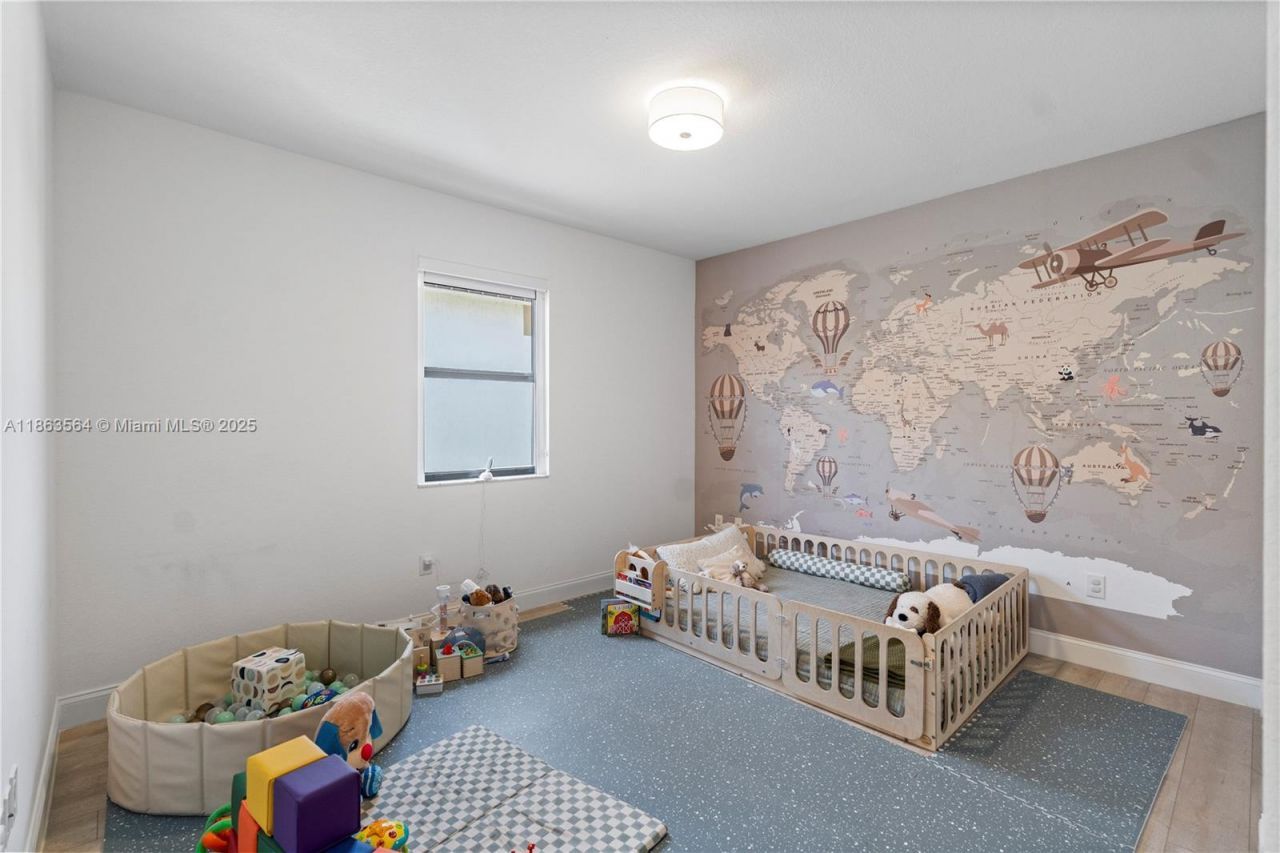 9974 NW 86th Ter, Doral, FL 33178 Photo
