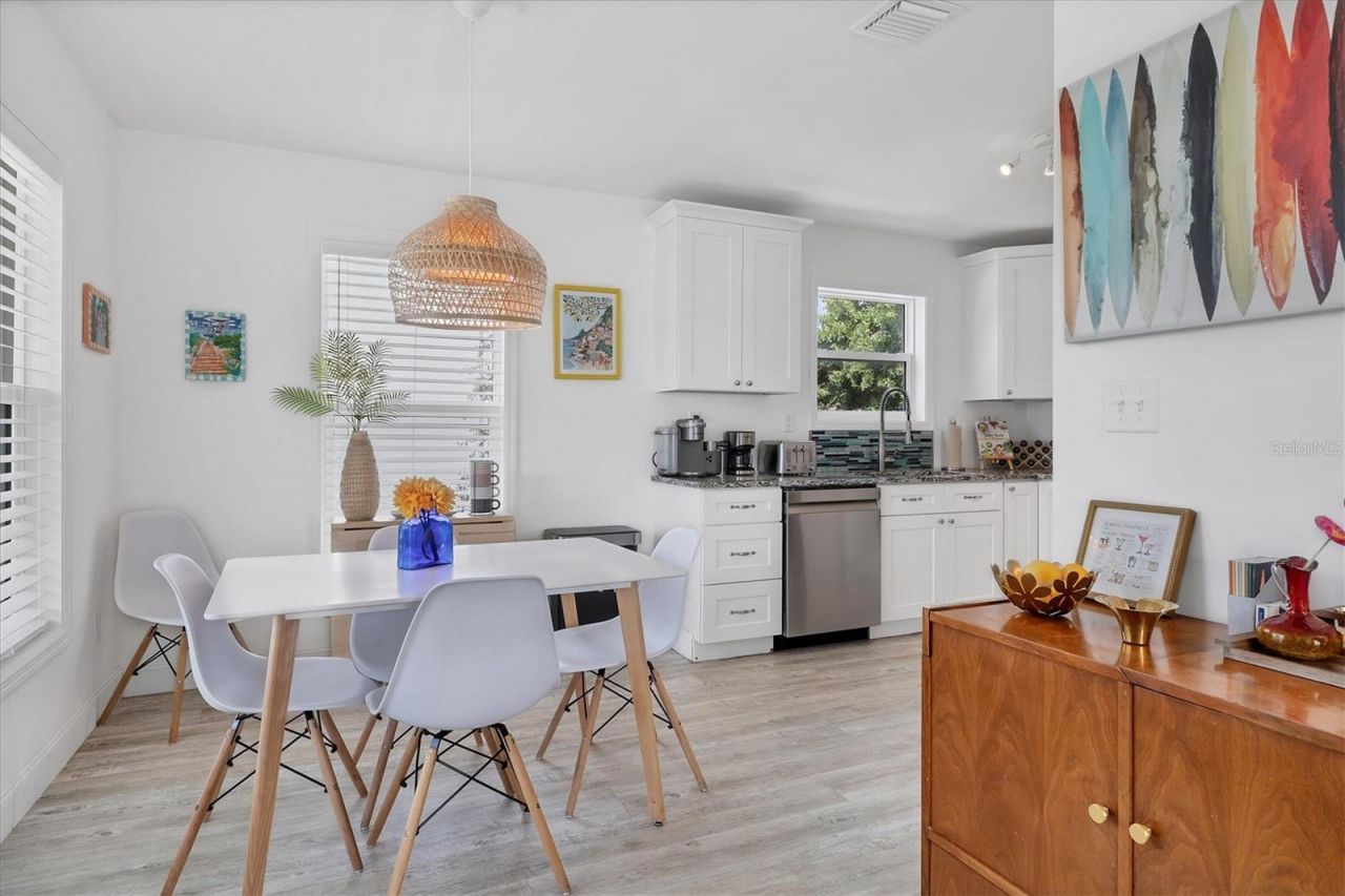 2375 Bahia Vista Street, Sarasota, FL 34239 Photo