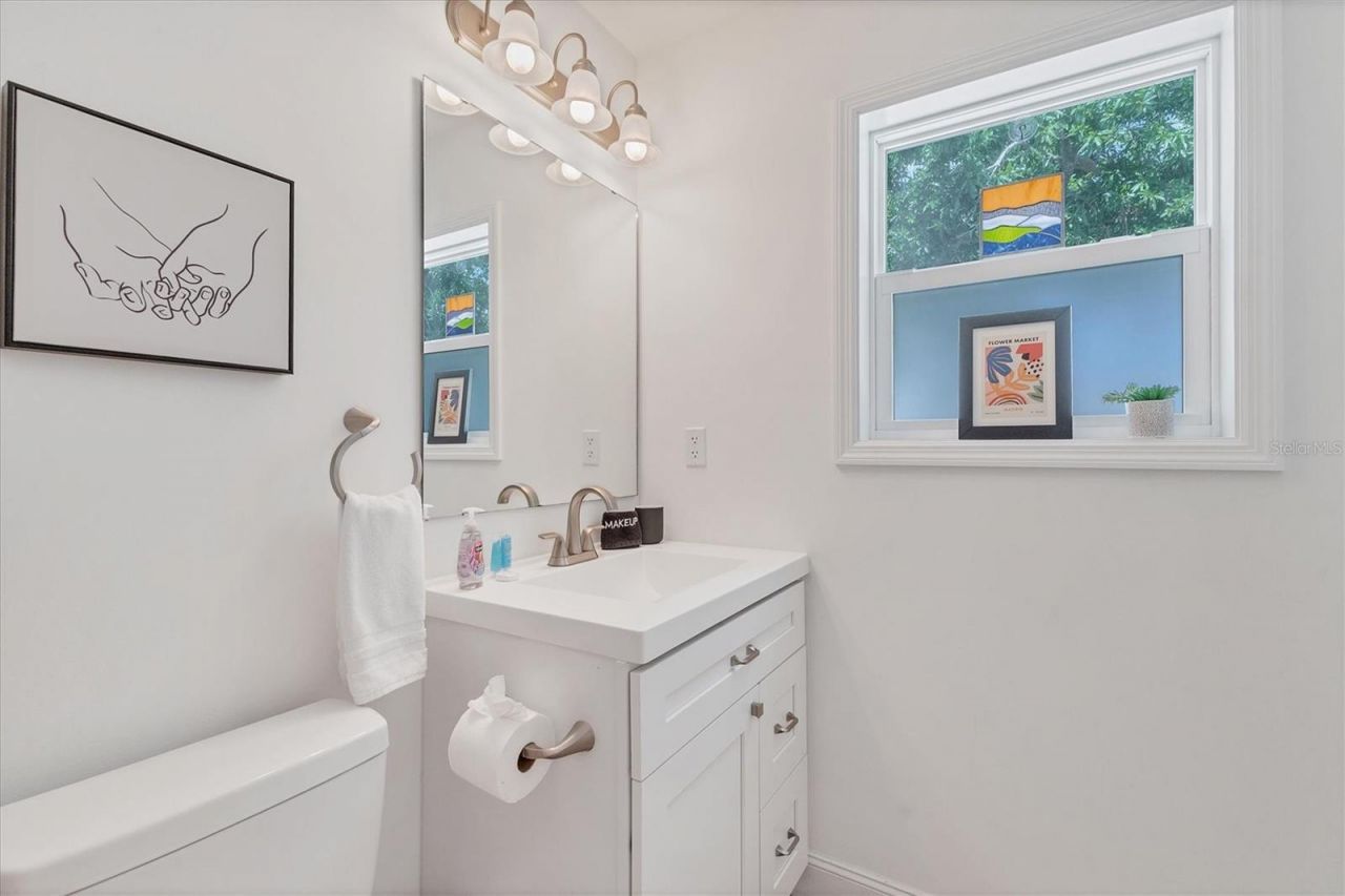 2375 Bahia Vista Street, Sarasota, FL 34239 Photo