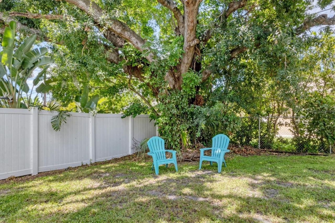 2375 Bahia Vista Street, Sarasota, FL 34239 Photo