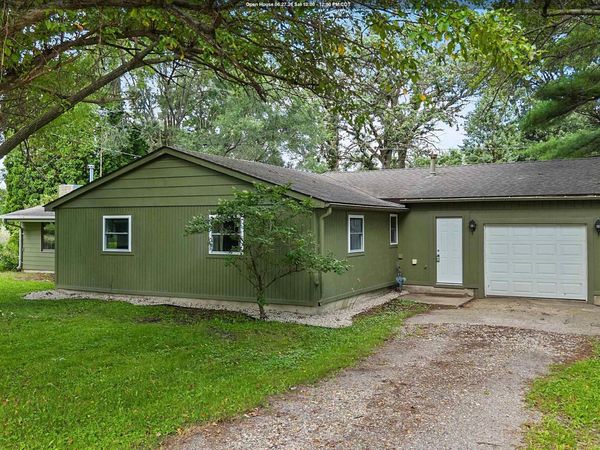 1810 N 8th Street, Clear Lake, IA 50428