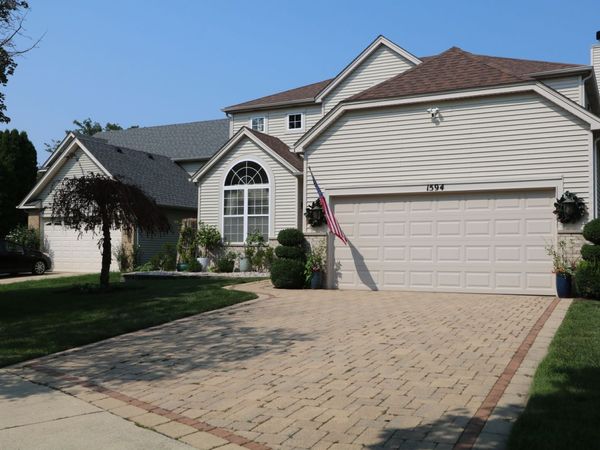 1594 Baytree Drive, Romeoville, IL 60446
