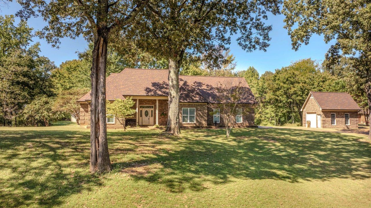 75 Breezy Meadows Cv, Eads, TN 38028 Main Photo
