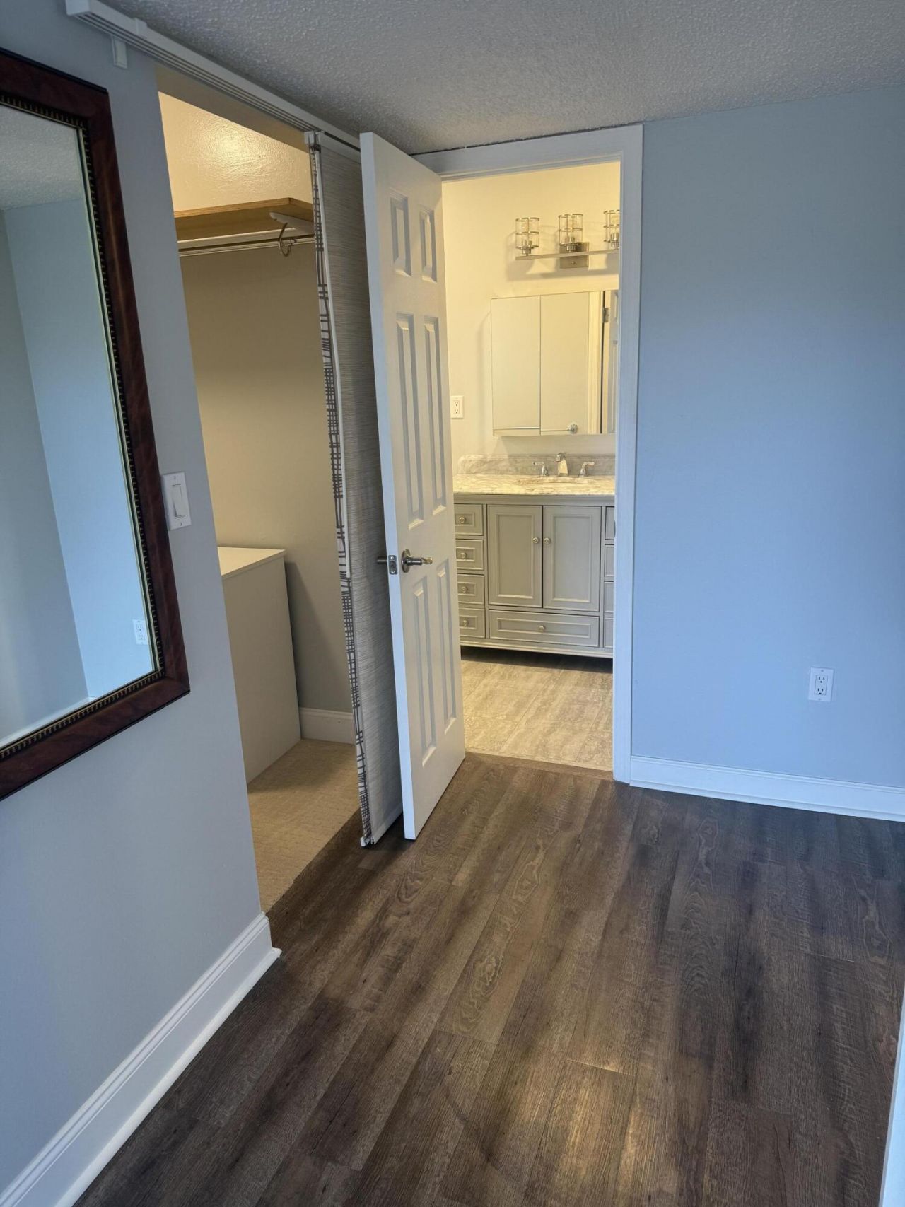 4 Greenway Village N, Unit 203, Royal Palm Beach, FL 33411 Photo