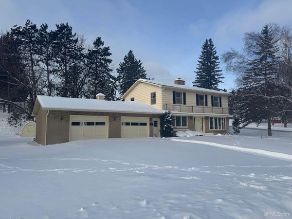 825 Michael Street, Kingsford, MI 49802