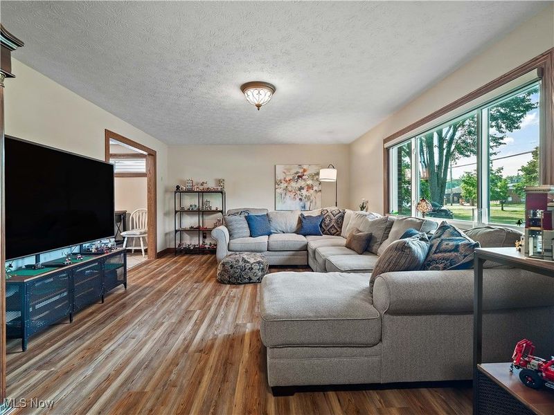 34859 Lake Shore Boulevard, Timberlake, OH 44095 Photo 12