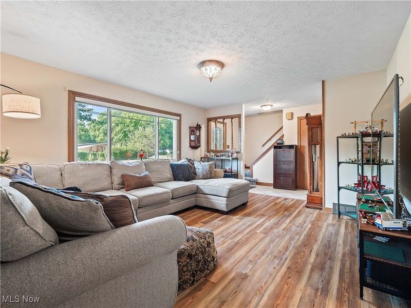 34859 Lake Shore Boulevard, Timberlake, OH 44095 Photo 16