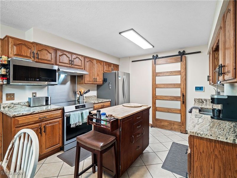 34859 Lake Shore Boulevard, Timberlake, OH 44095 Photo 21