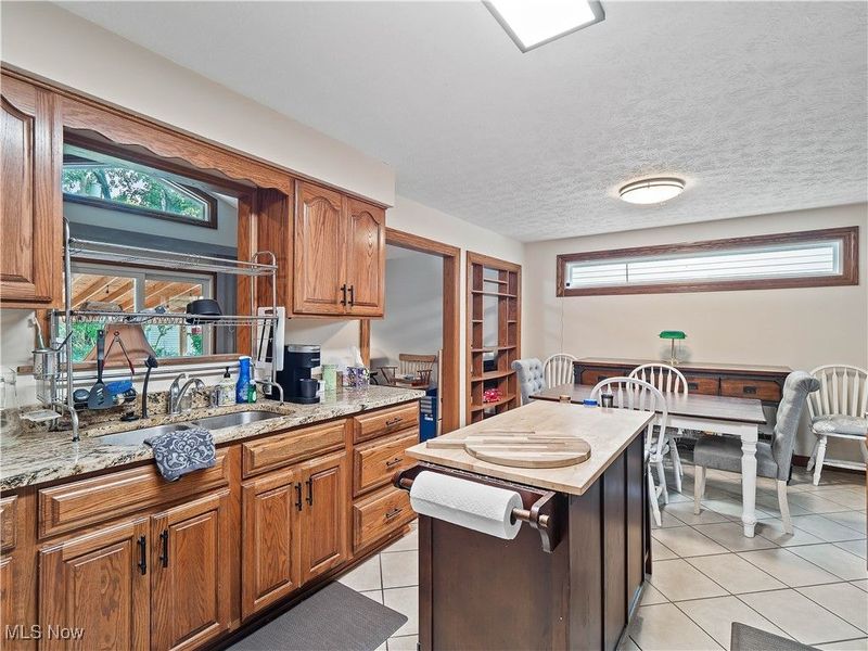 34859 Lake Shore Boulevard, Timberlake, OH 44095 Photo 22