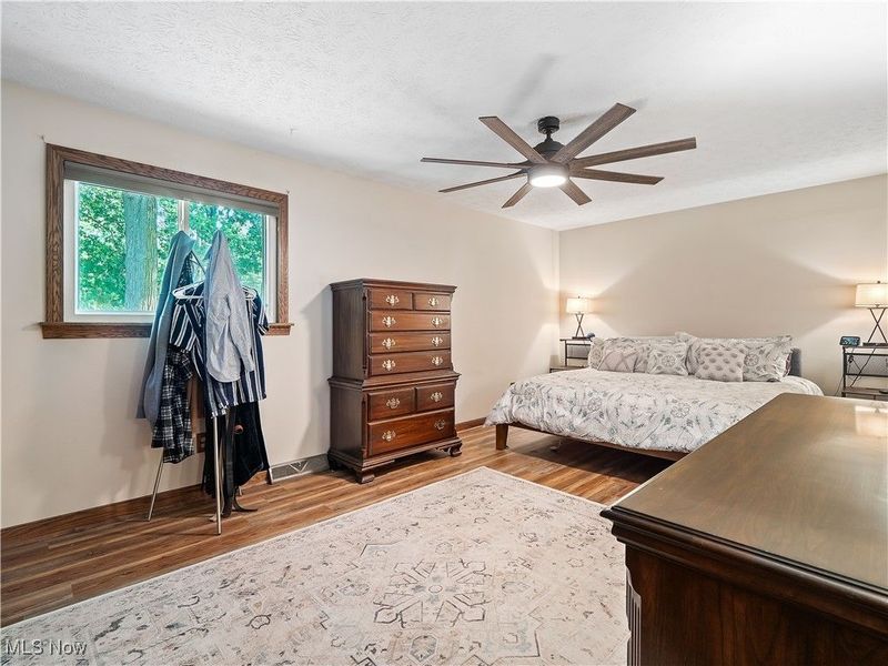 34859 Lake Shore Boulevard, Timberlake, OH 44095 Photo 35