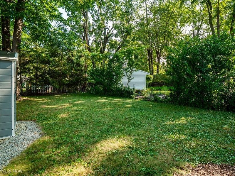 34859 Lake Shore Boulevard, Timberlake, OH 44095 Photo 8