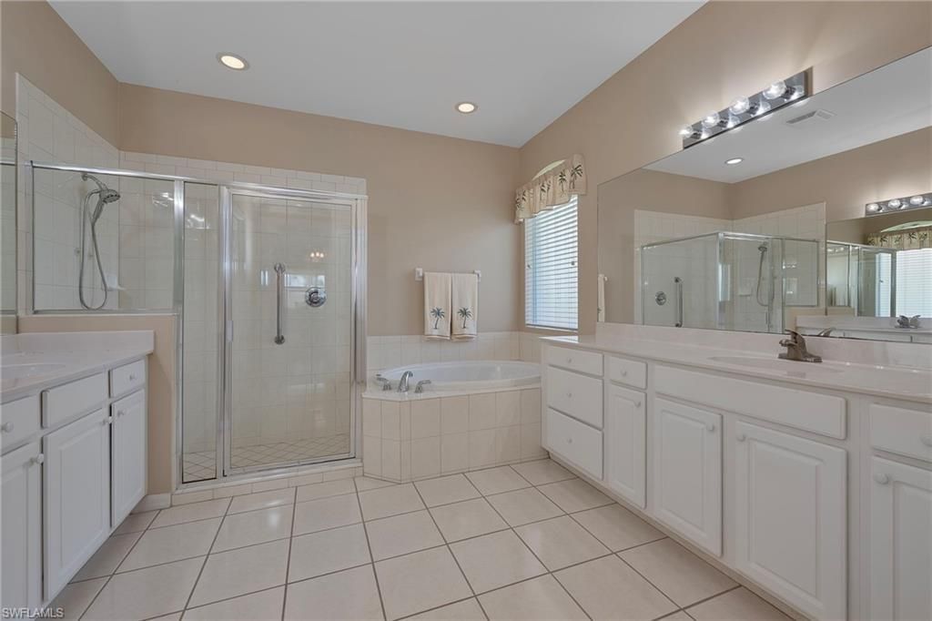 9239 Spanish Moss Way, Bonita Springs, FL 34135 Photo