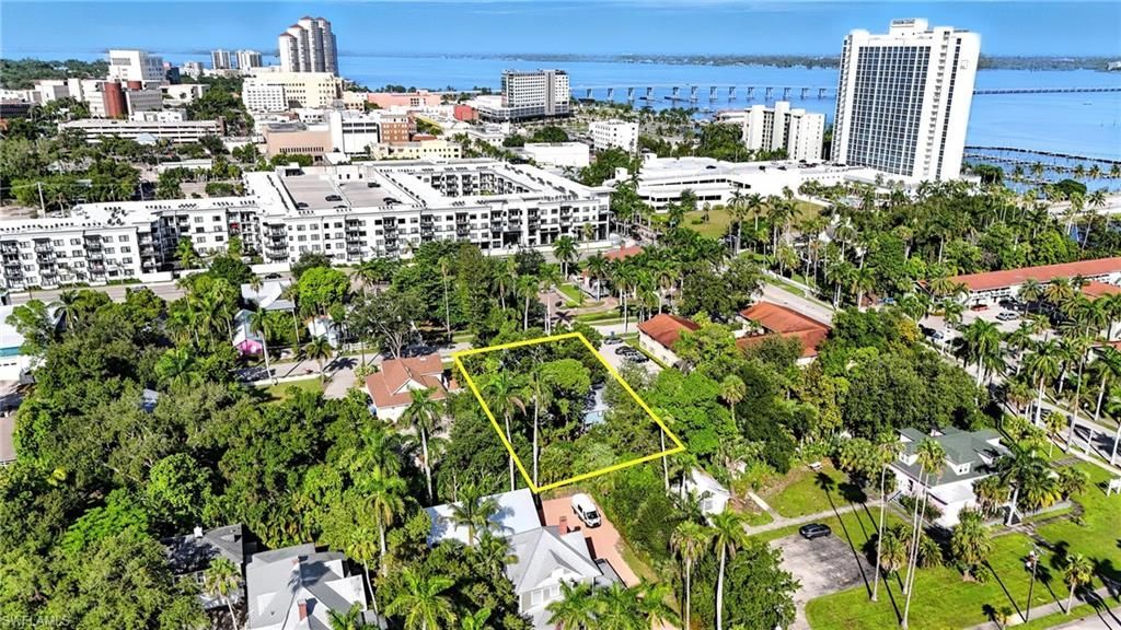 1531/1533 Hough St, Fort Myers, FL 33901 Photo