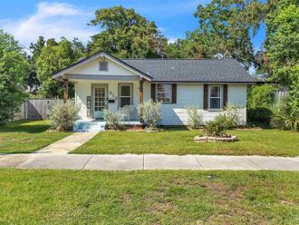 810 W Chase St Pensacola, FL 32502