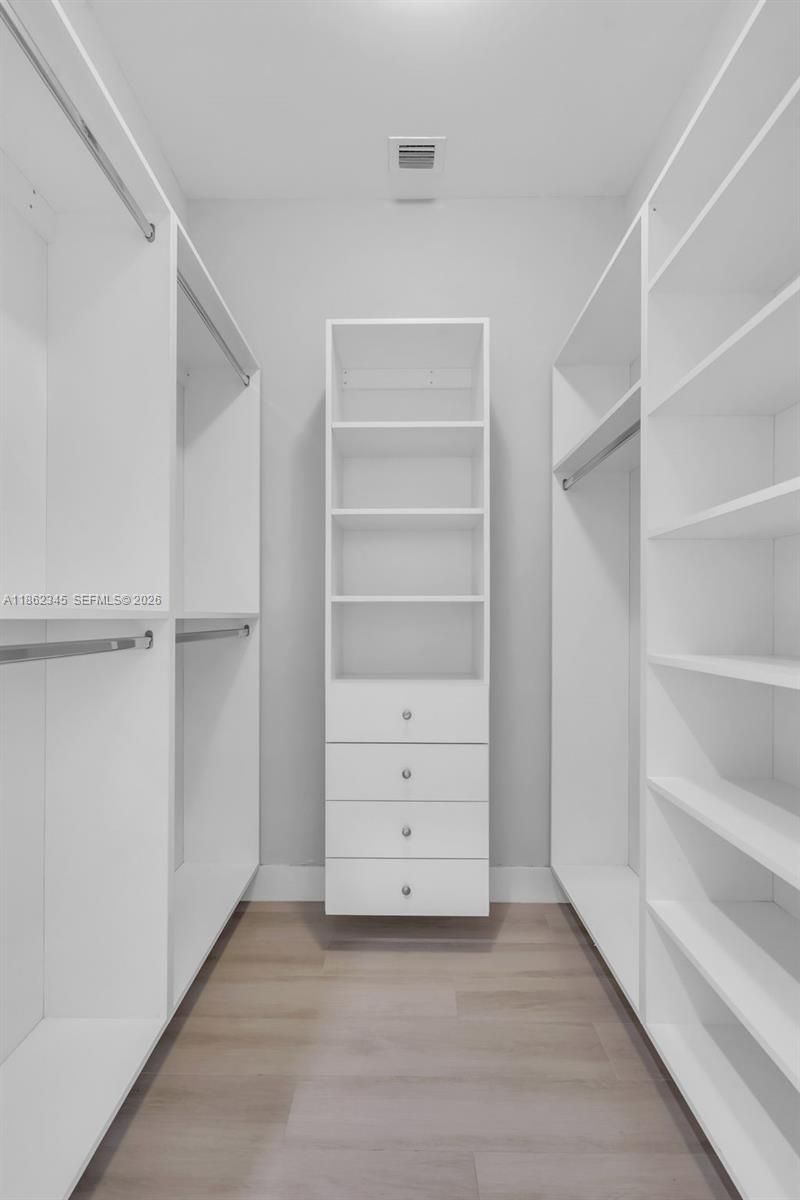 501 NE 31st St, Unit 306, Miami, FL 33137 Photo