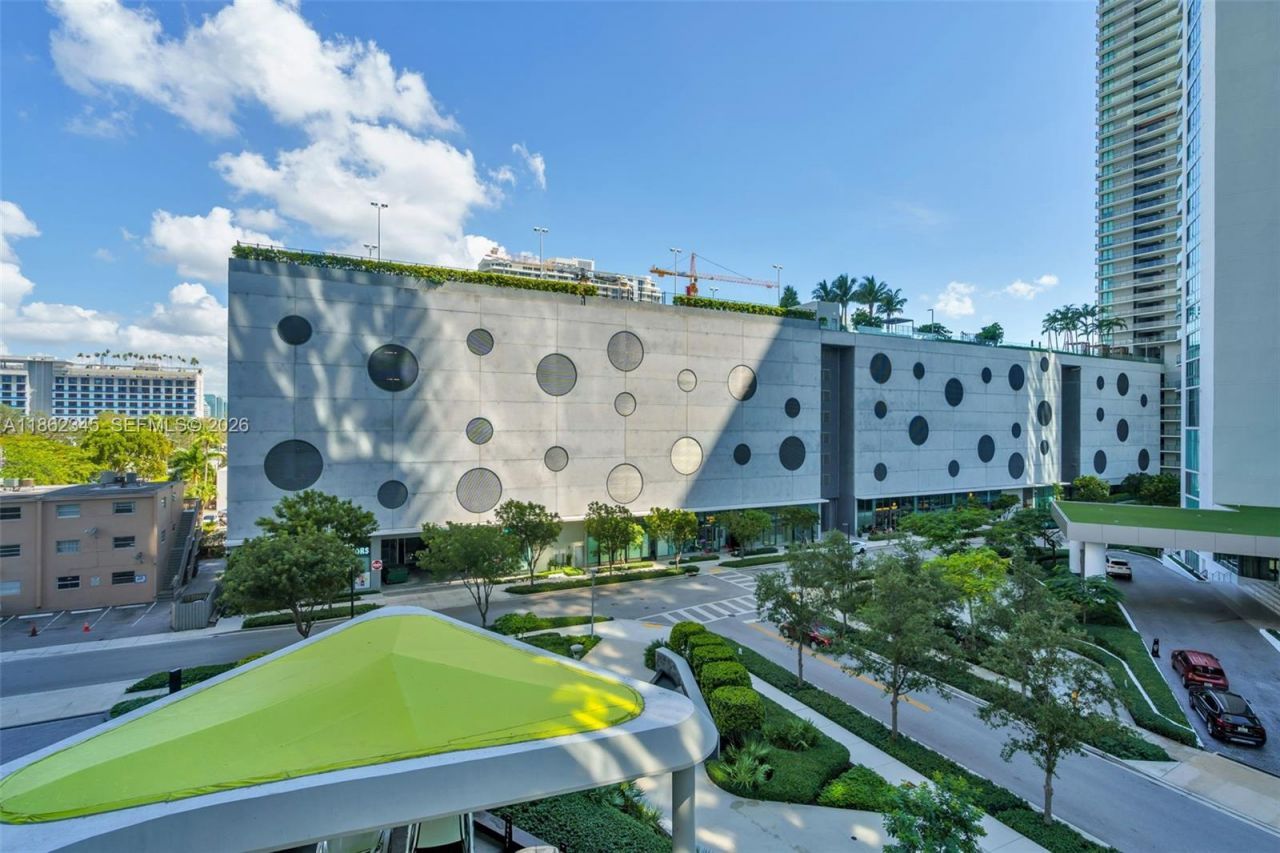 501 NE 31st St, Unit 306, Miami, FL 33137 Photo