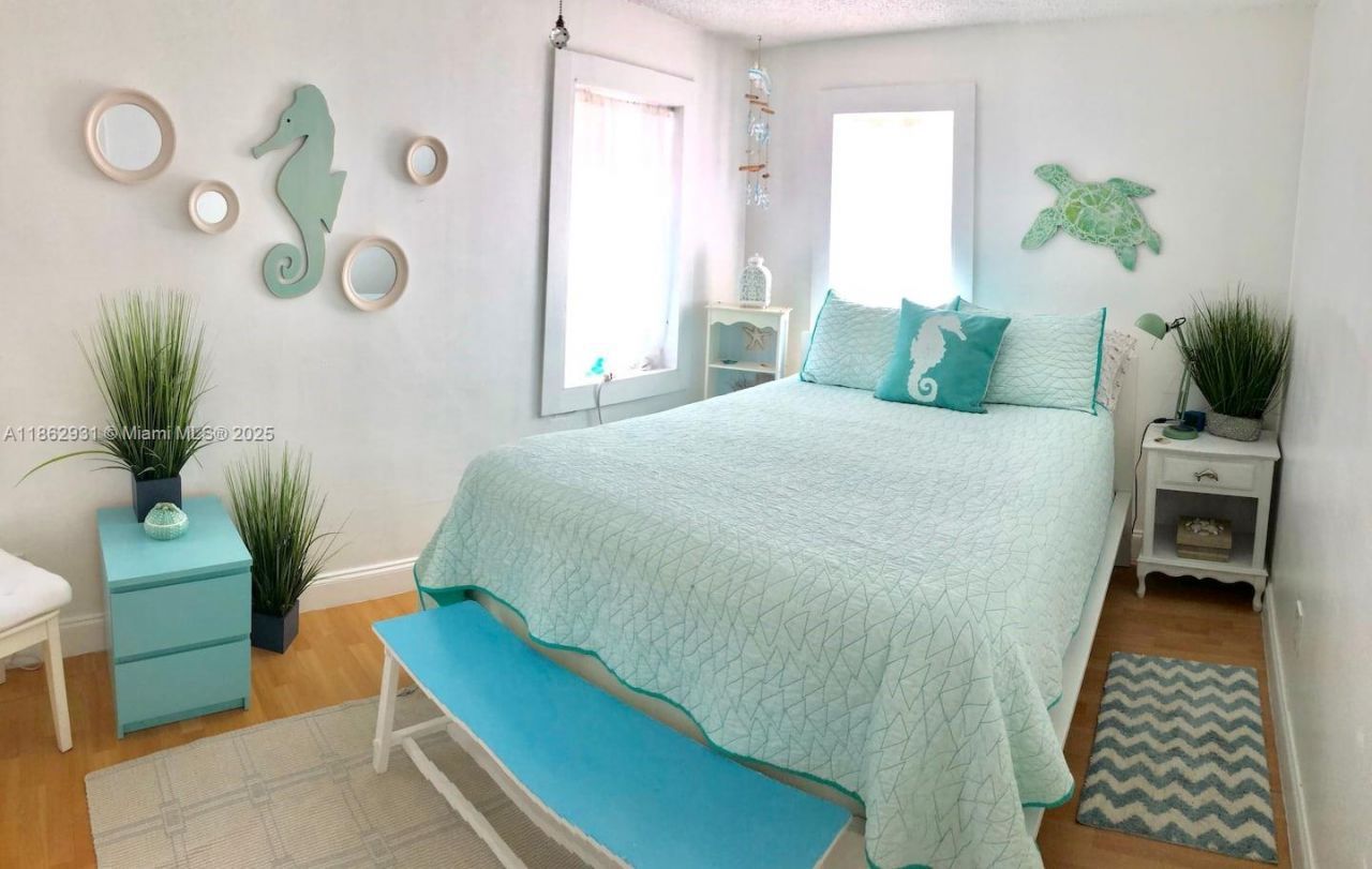 769 NW 10th, Miami, FL 33136 Photo