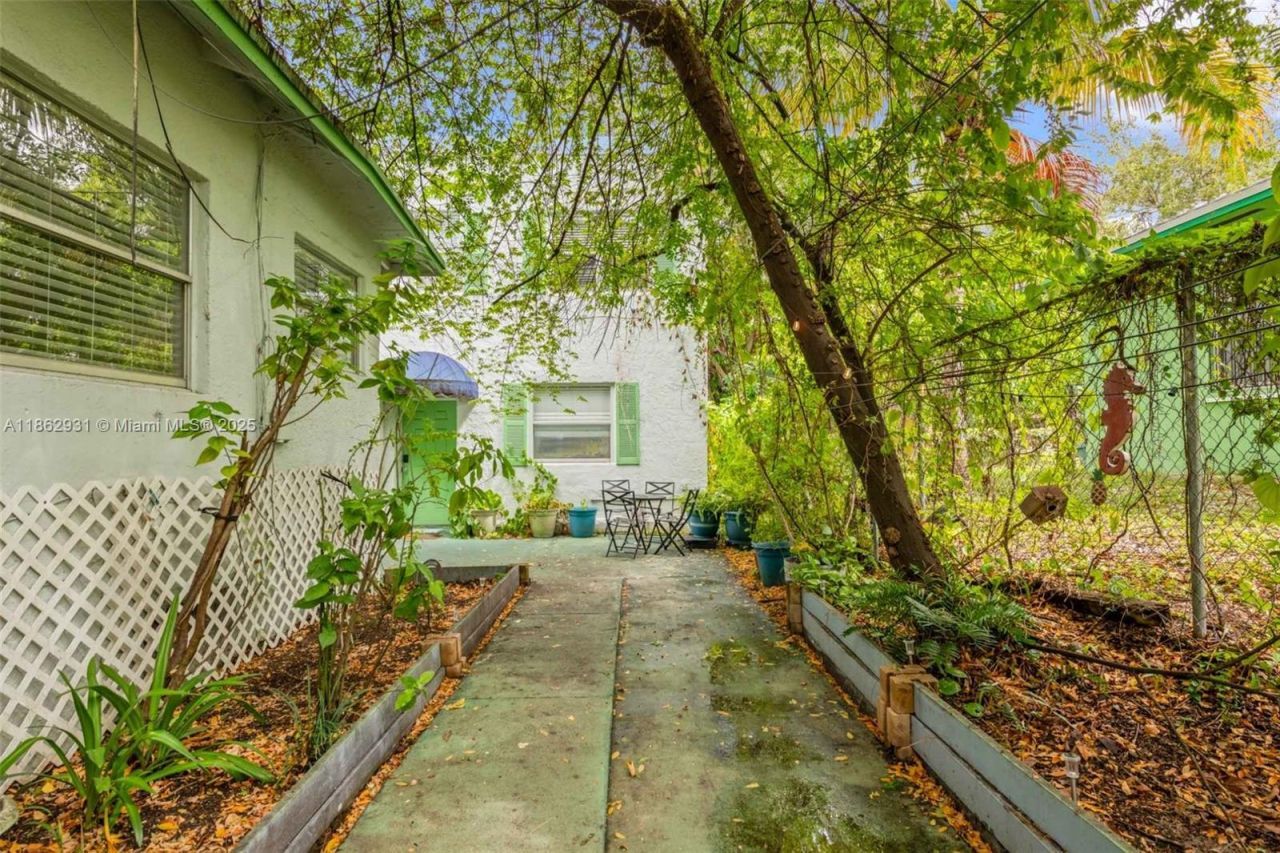 769 NW 10th, Miami, FL 33136 Photo