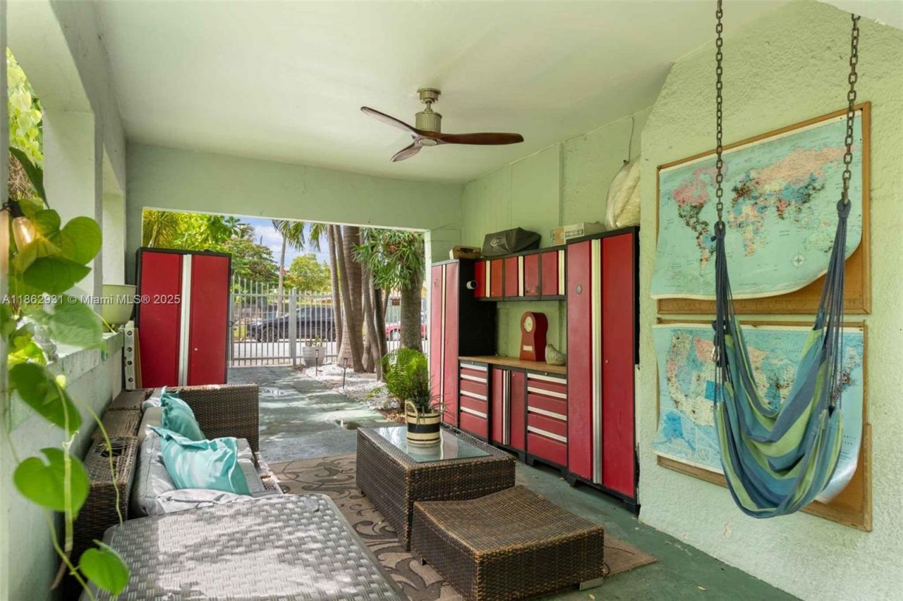 769 NW 10th, Miami, FL 33136 Photo