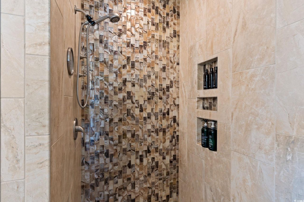 350 Long Meadow Dr. Photo 20