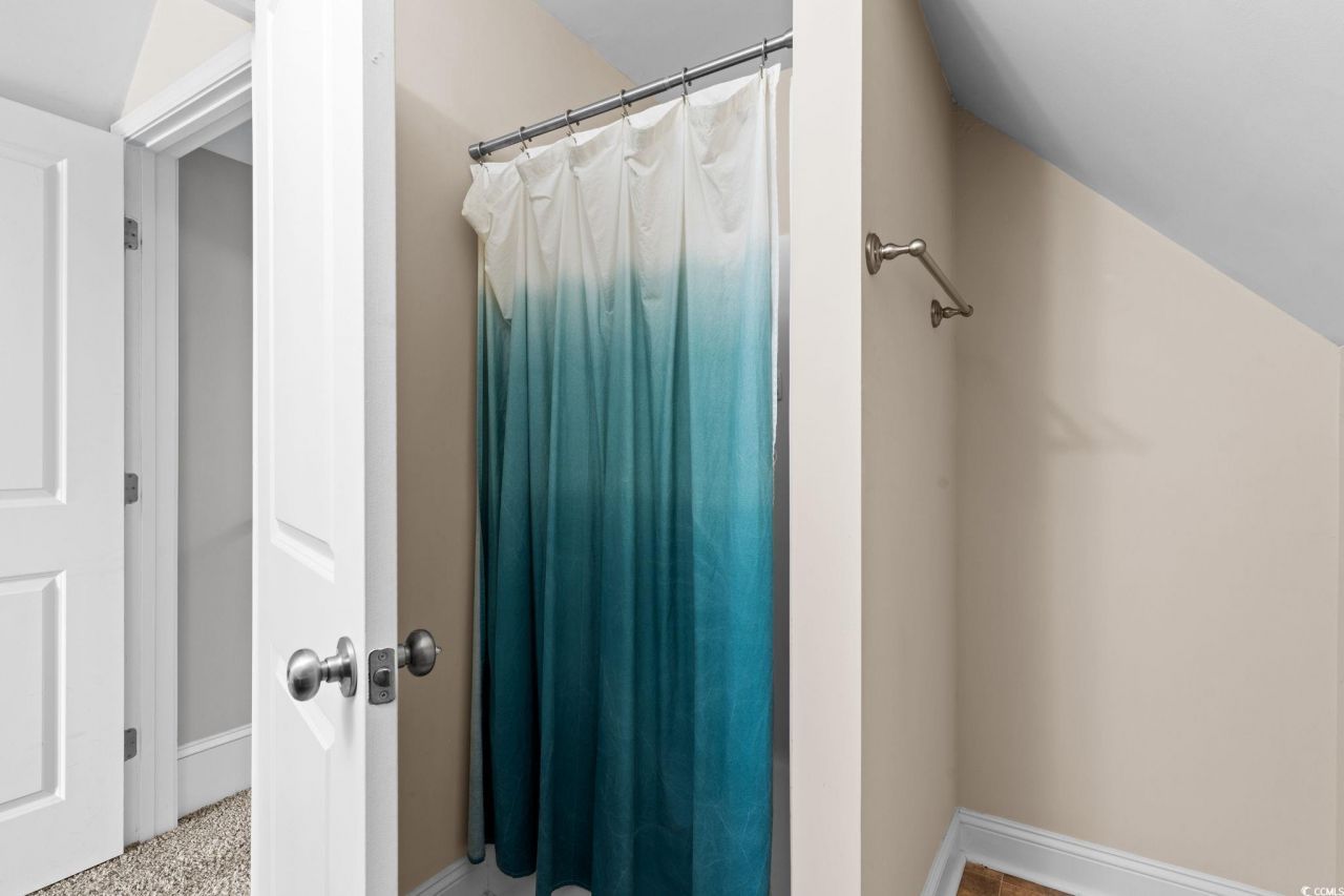 350 Long Meadow Dr. Photo 27