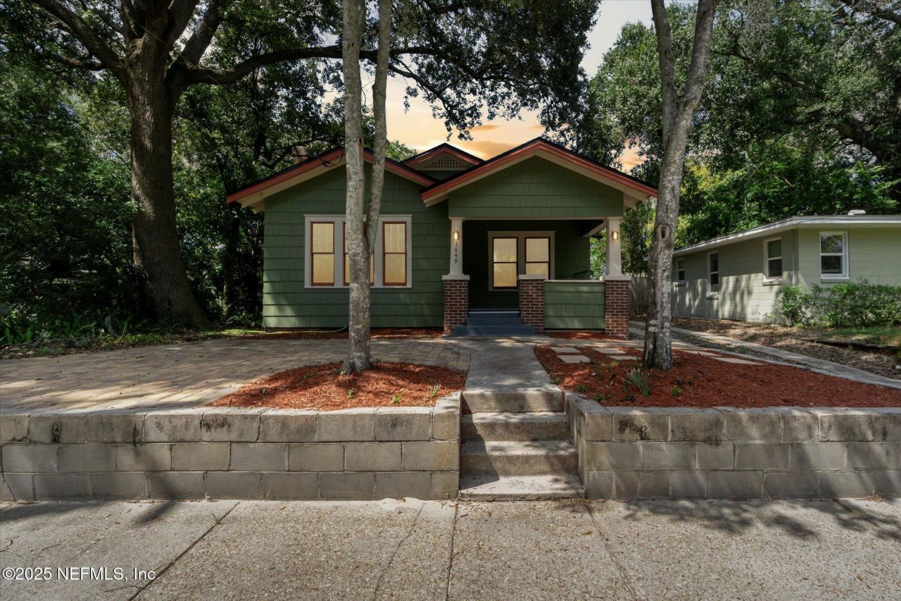 3849 Valencia Road, Jacksonville, FL 32205 Main Photo