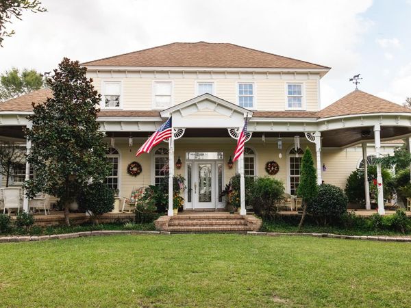 75 Golden Pines Rd, Perkinston, MS 39573