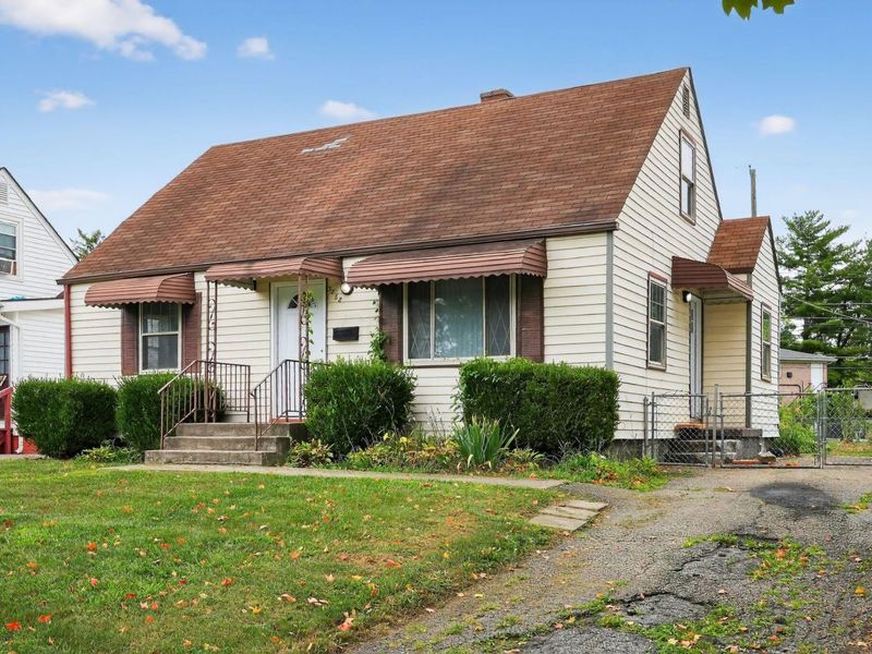 3268 Mcguffey Road, Columbus, OH 43224 Photo 3