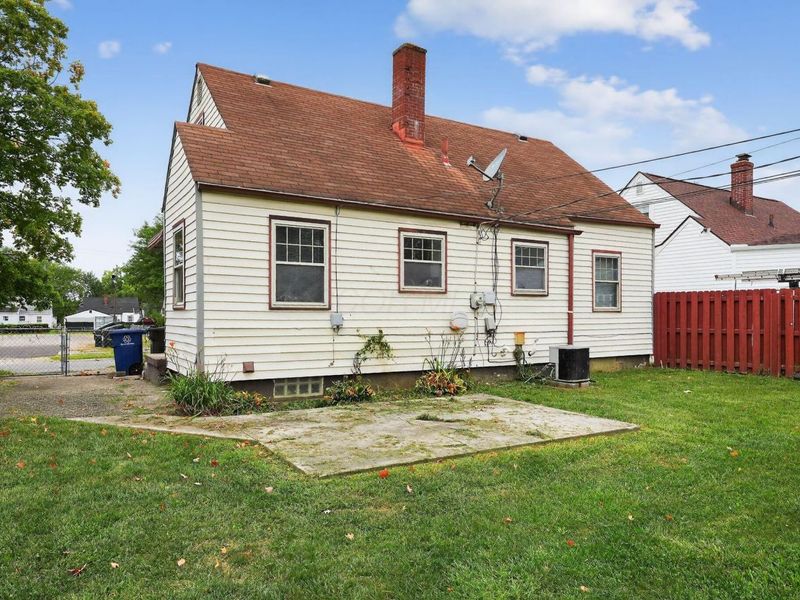 3268 Mcguffey Road, Columbus, OH 43224 Photo 4
