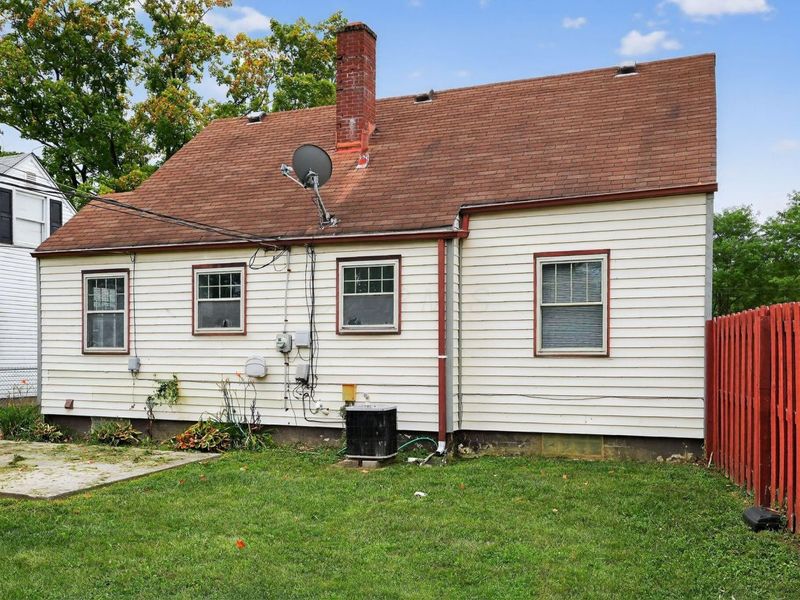 3268 Mcguffey Road, Columbus, OH 43224 Photo 5