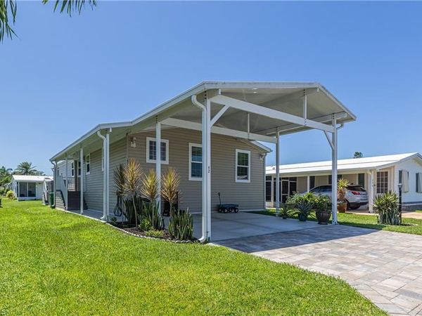 42 Amethyst AVE, Unit 42A, NAPLES, FL 34114